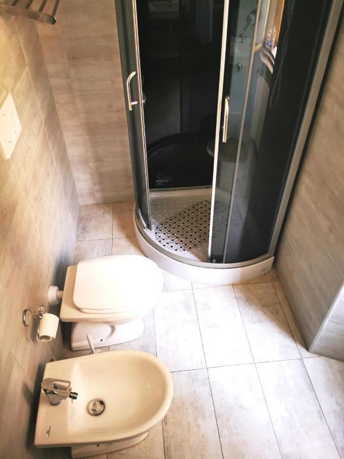 Cinema House 2 Bed and Breakfast Rom Exteriör bild